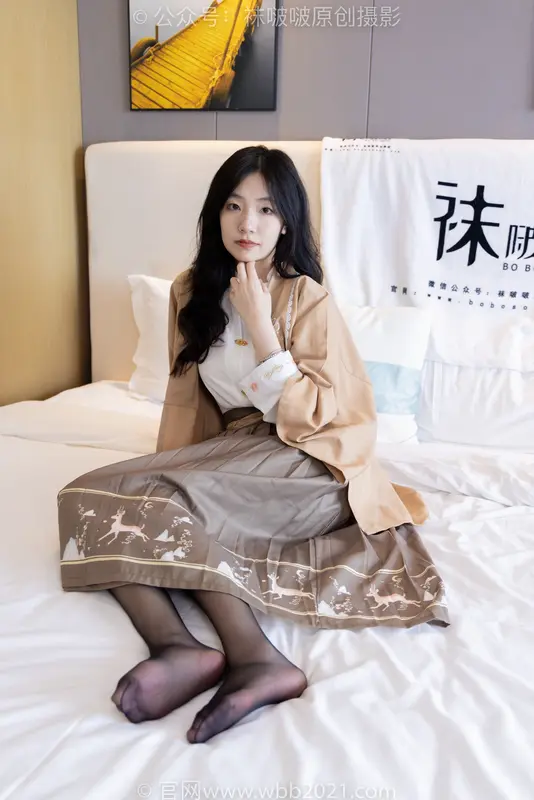 [BoBoSocks袜啵啵] NO.387 小甜豆-两双高跟鞋、黑丝（脚尖微加固款）、肉丝（花絮版） - BoBoSocks袜啵啵